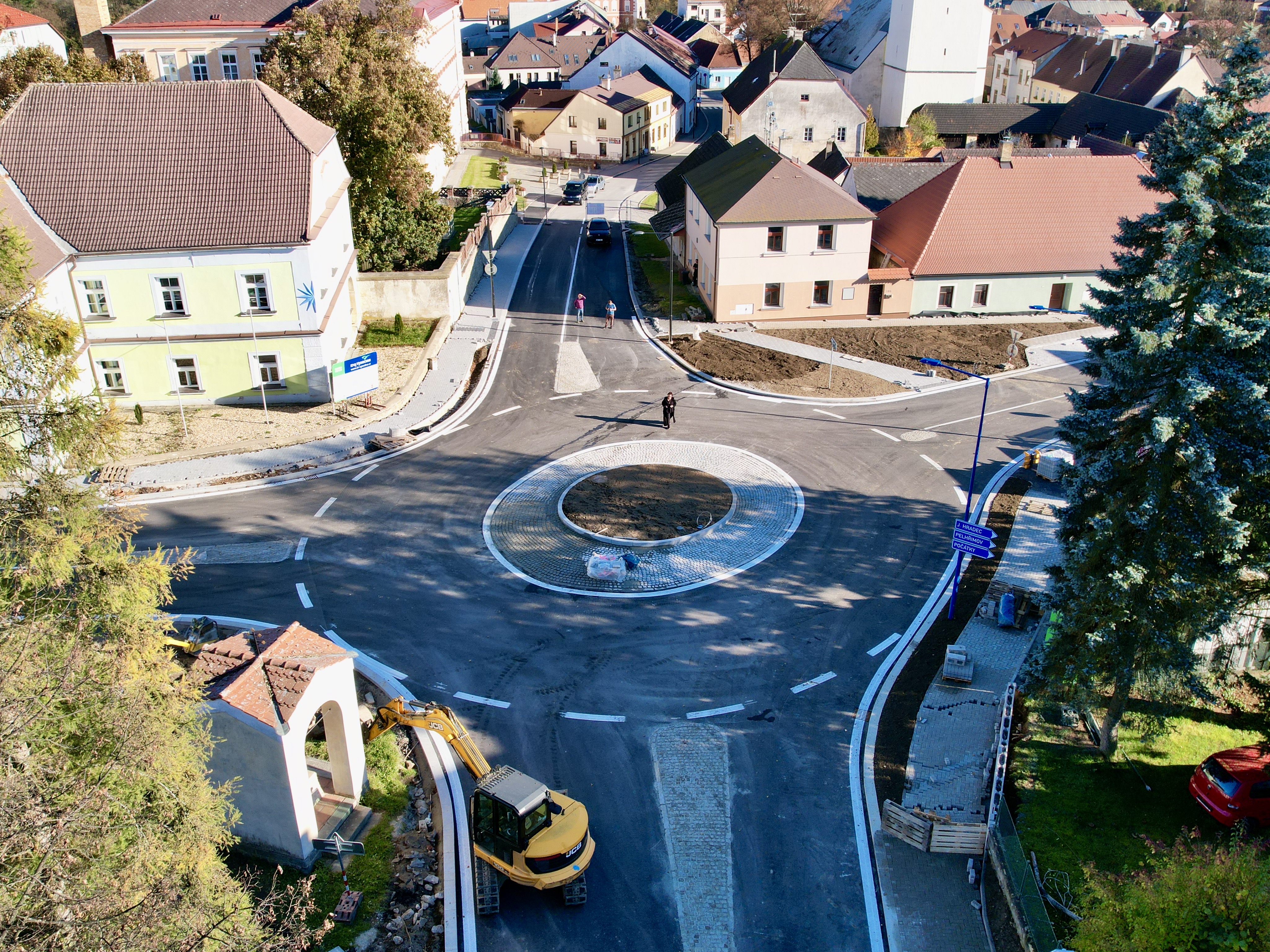 Kamenice nad Lipou – rekonstrukce ul. Družstevní - Construcția de drumuri & poduri