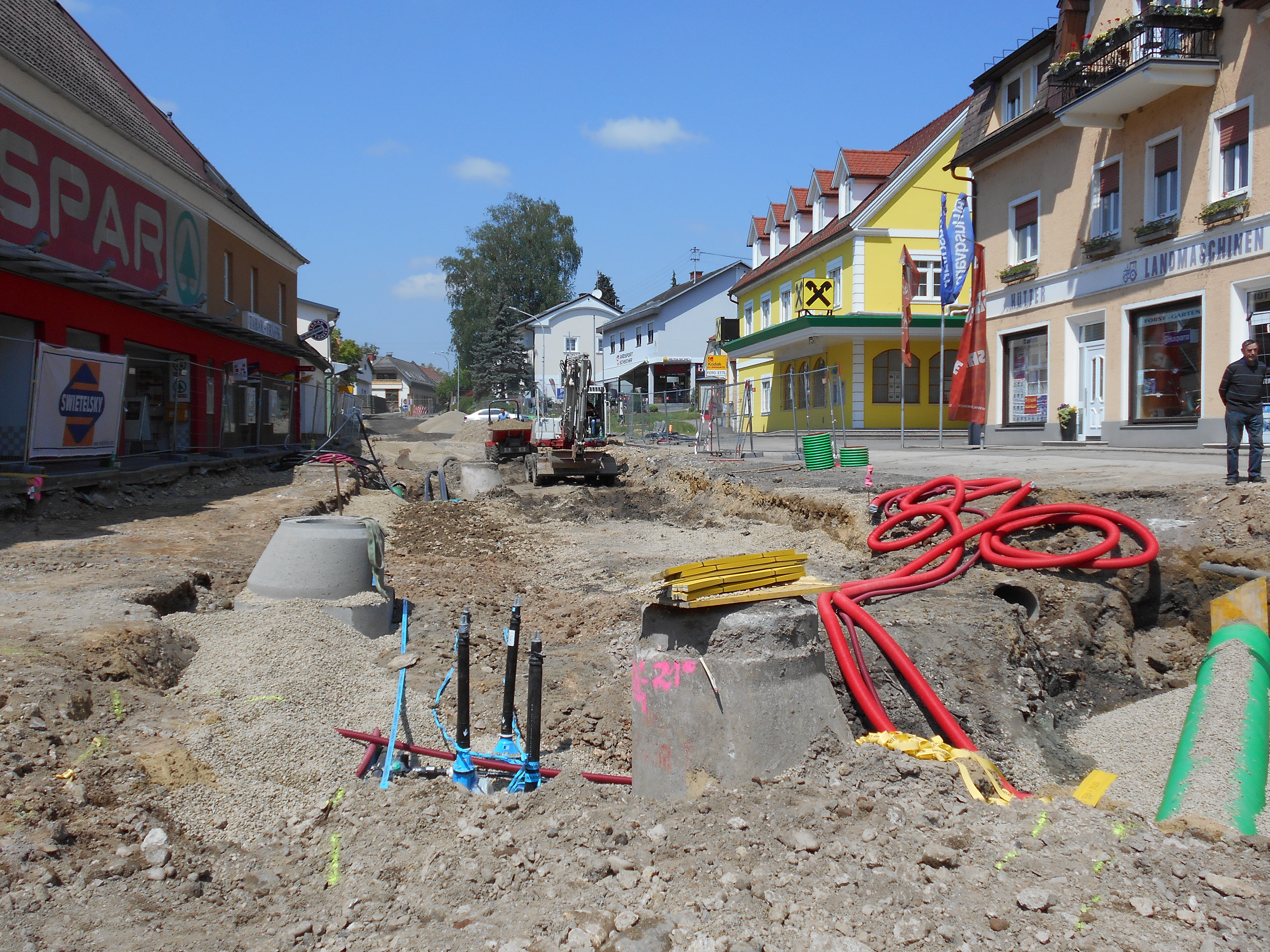 ODF Gnas - Construcția de drumuri & poduri