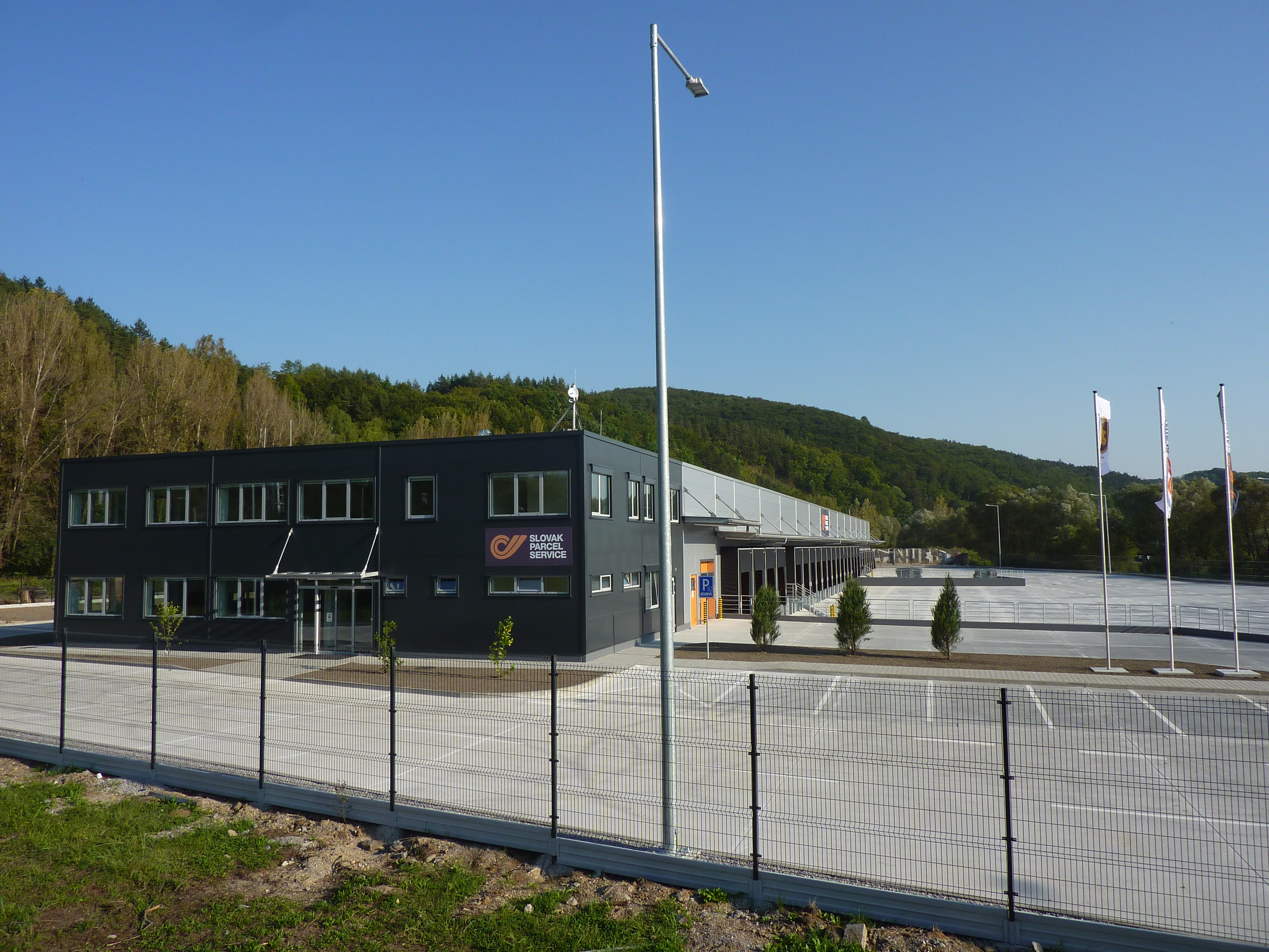 Distribučné centrum SPS Banská Bystrica / logistické areály, sklady - Construcții industriale