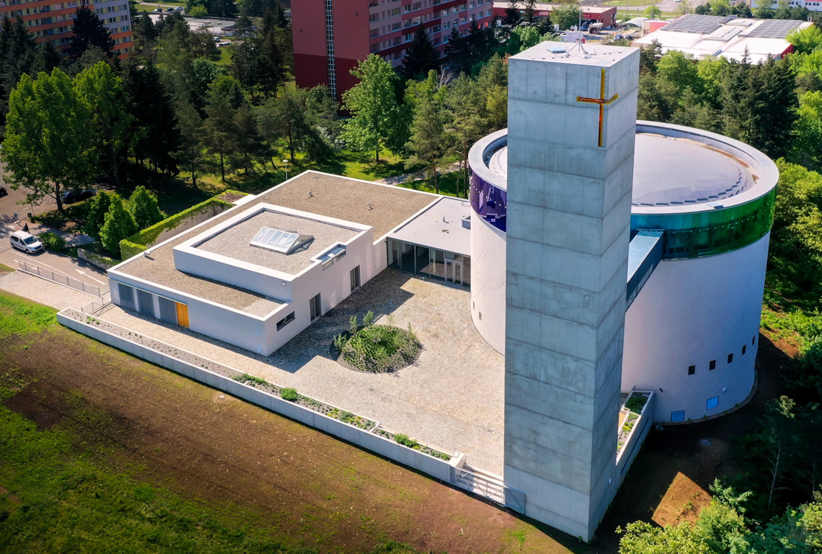 Přístavba duchovního centra Brno – Lesná, kostel a věž - Construcții industriale