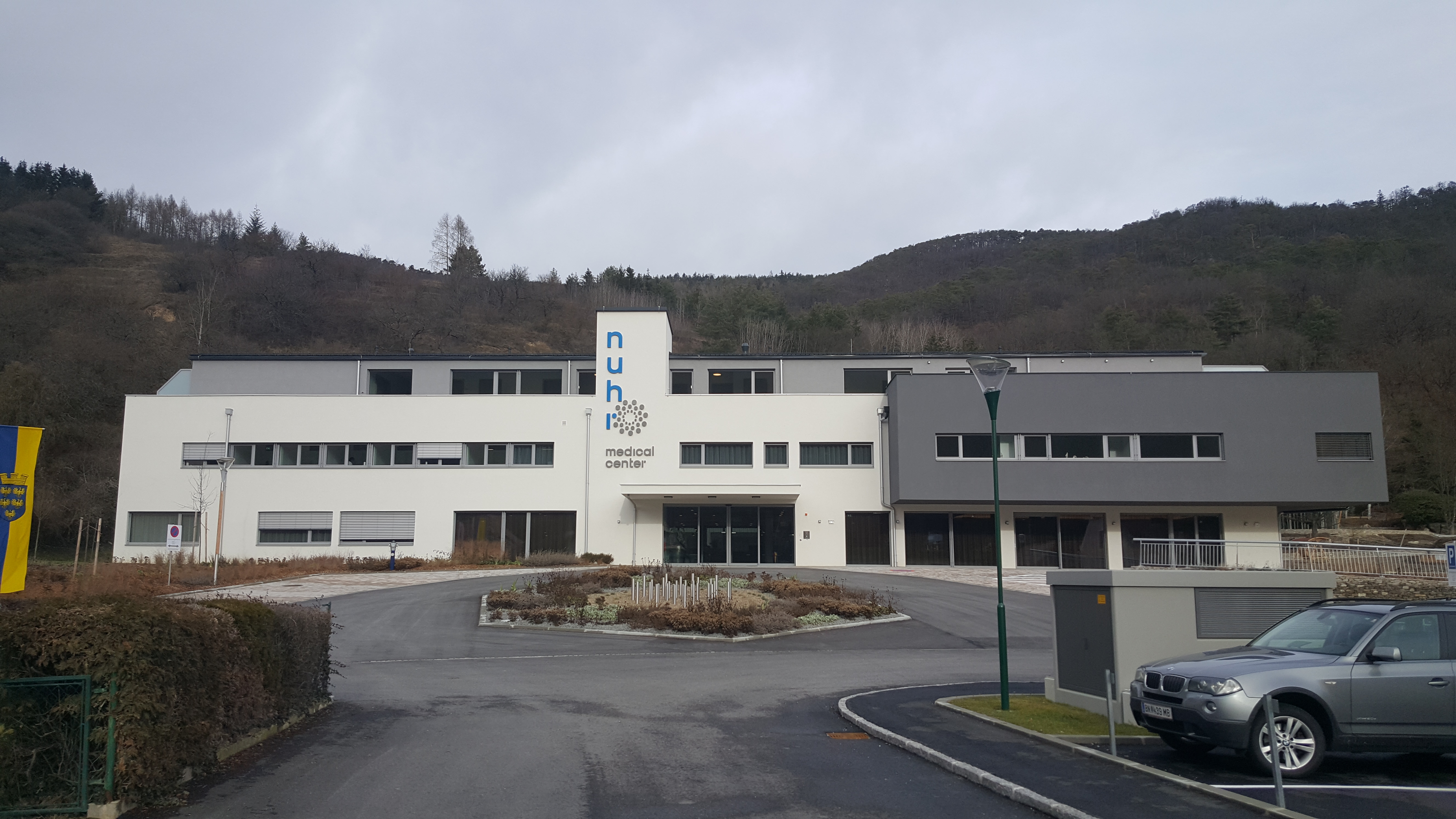 Nuhr Medical Center - Construcții industriale