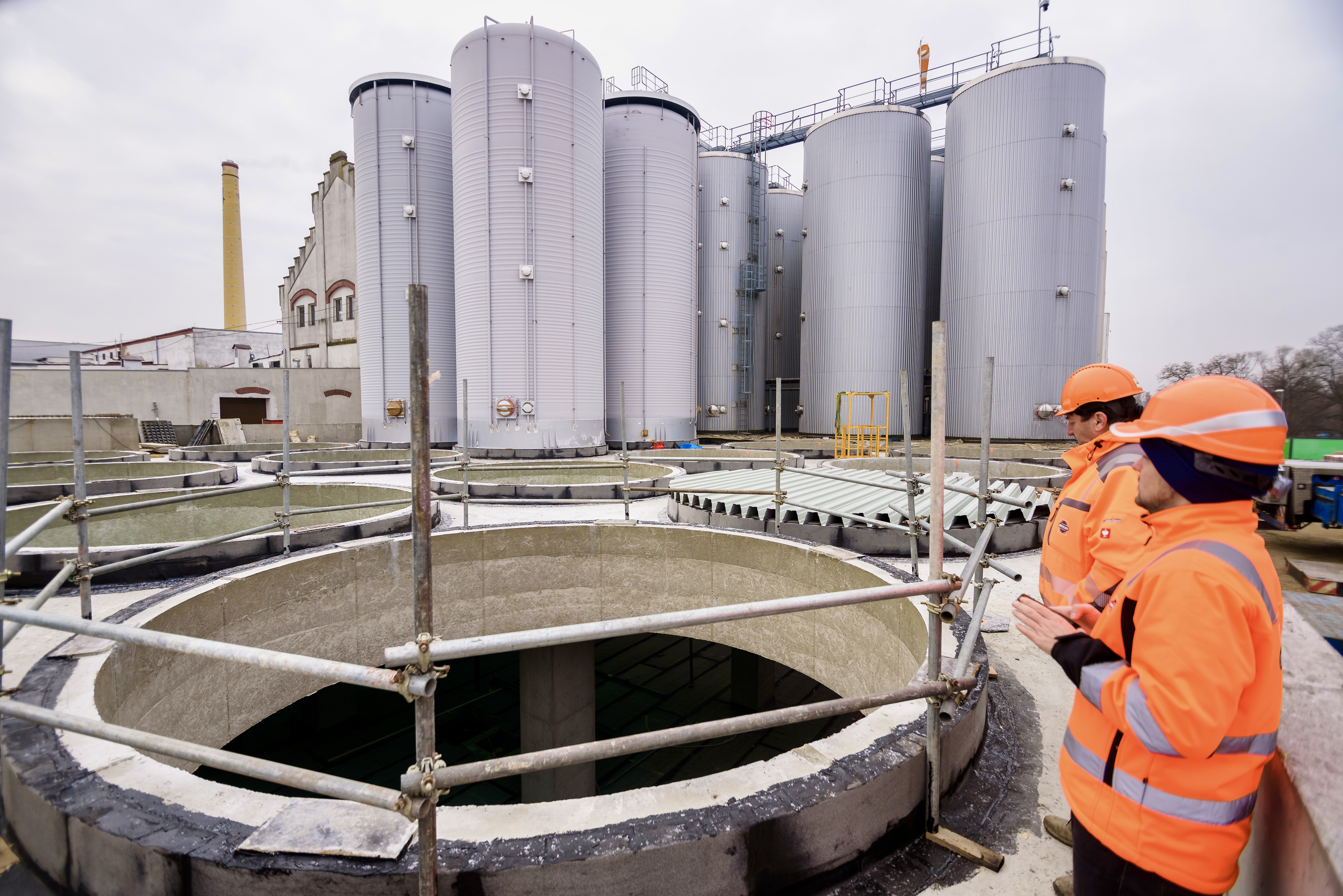 Pivovar Velké Popovice – budova CKT tanků - Construcții industriale