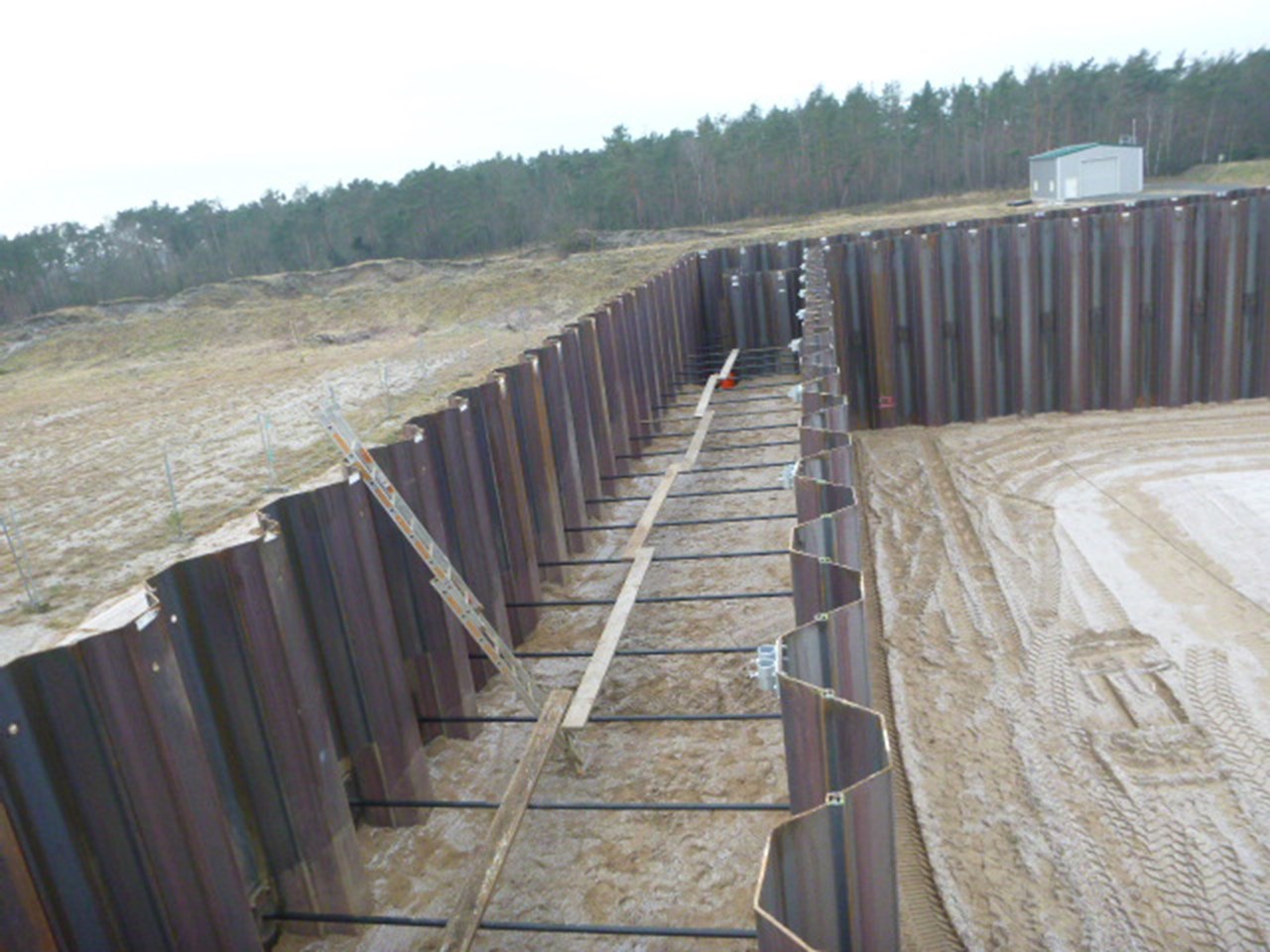 Zeithain - Bau eines Sprengplatzes mit Fangedamm und Zündbunker  - Competență de specialitate Zeithain - Bau eines Sprengplatzes mit Fangedamm und Zündbunker  - Competență de specialitate