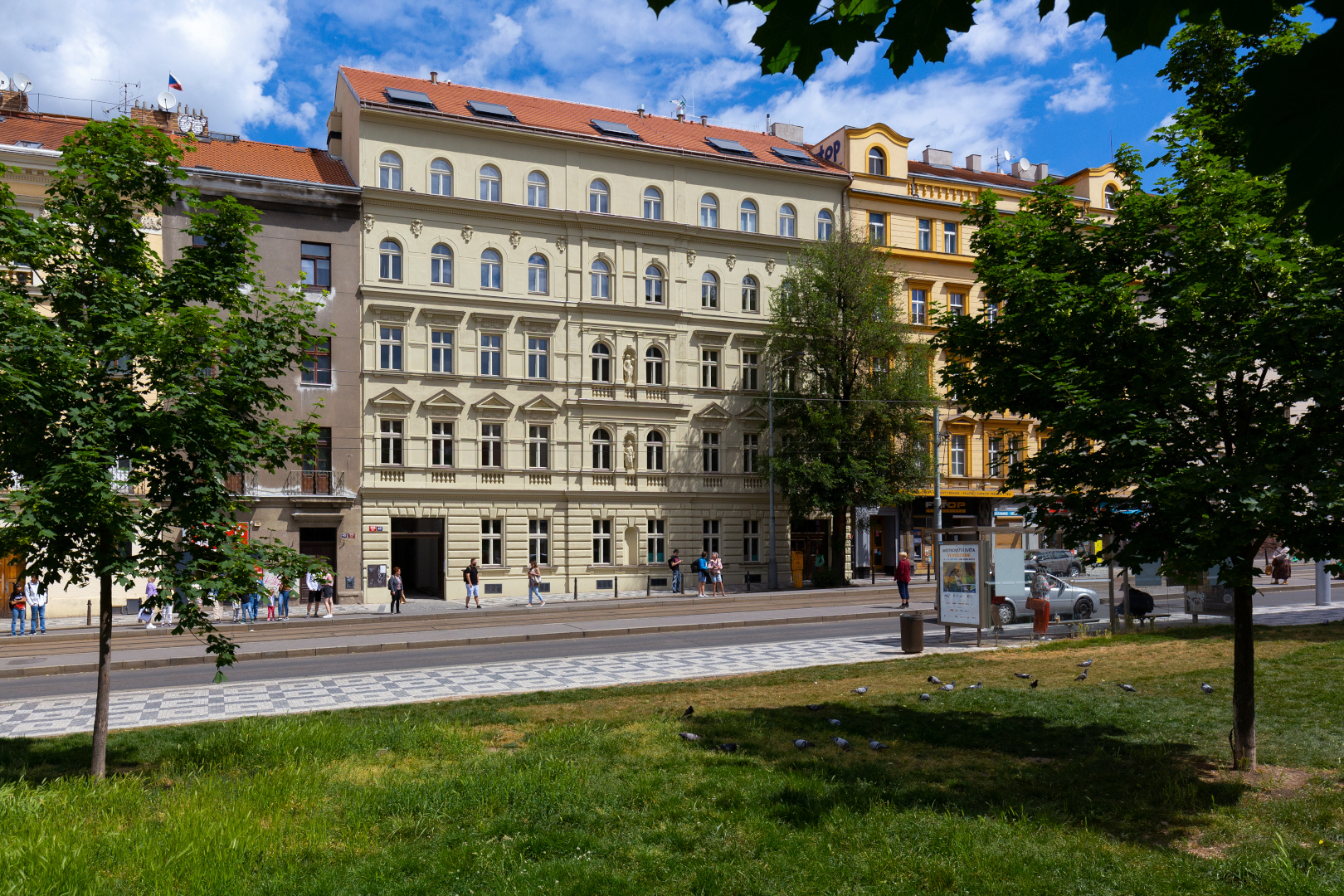 Praha 3 – rekonstrukce bytového domu Seifertova  - Construcții industriale