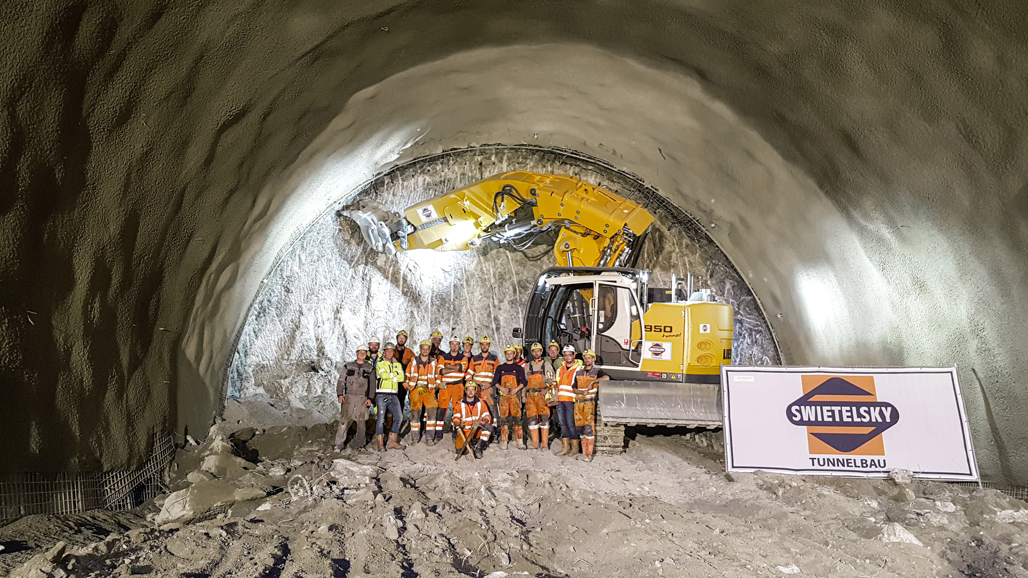 Karawankentunnel - Construcția de tunele