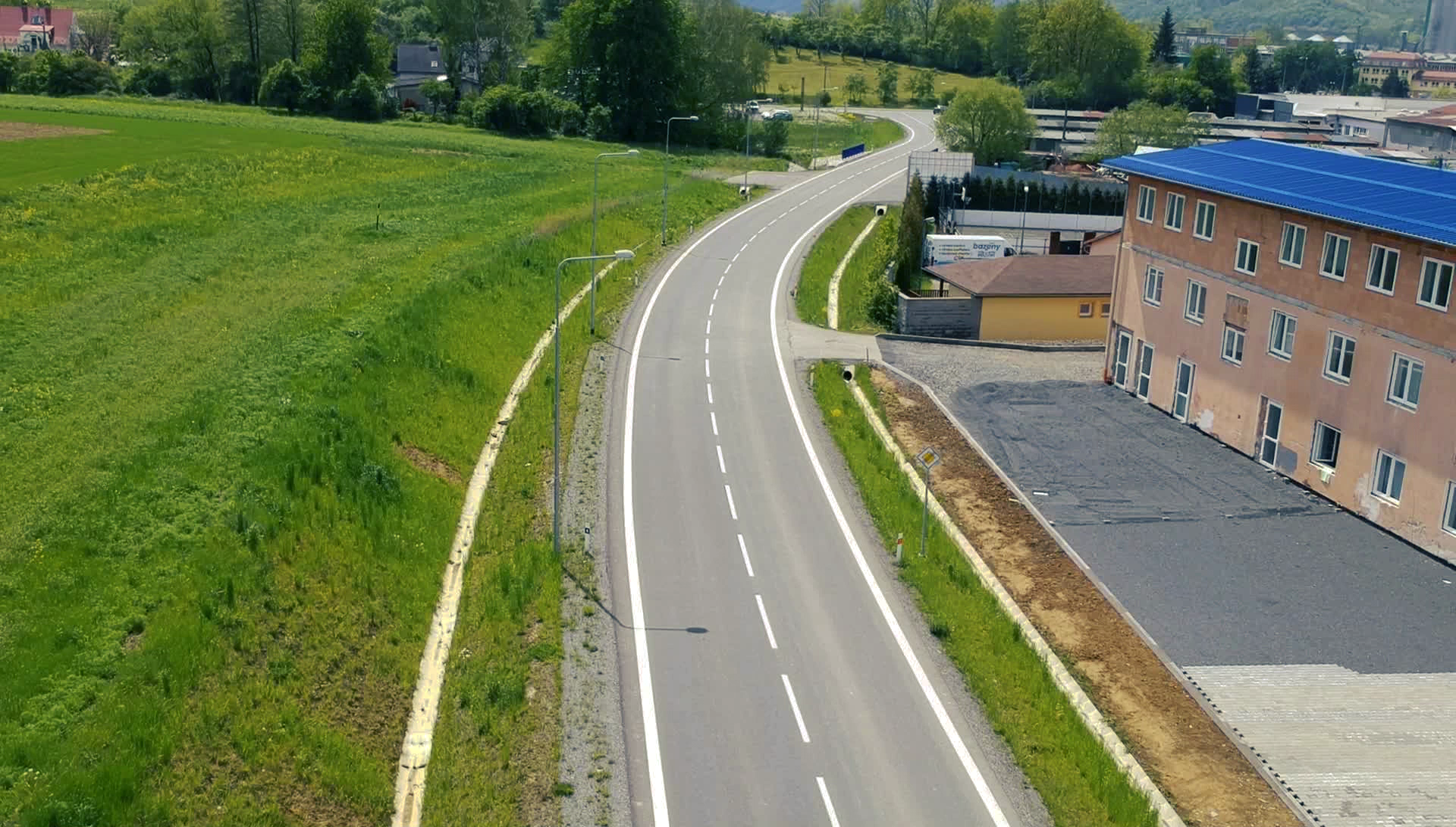 Silnice I/35 – výstavba úseku Lešná – Valašské Meziříčí (II. a III. etapa) - Construcția de drumuri & poduri