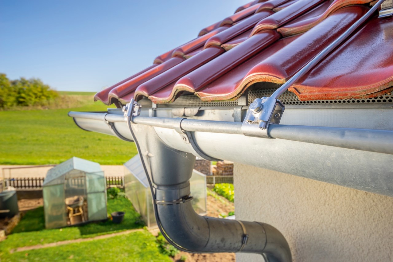 Blitzschutz - Servicii de inginerie construcții case și clădiri Blitzschutz - Servicii de inginerie construcții case și clădiri