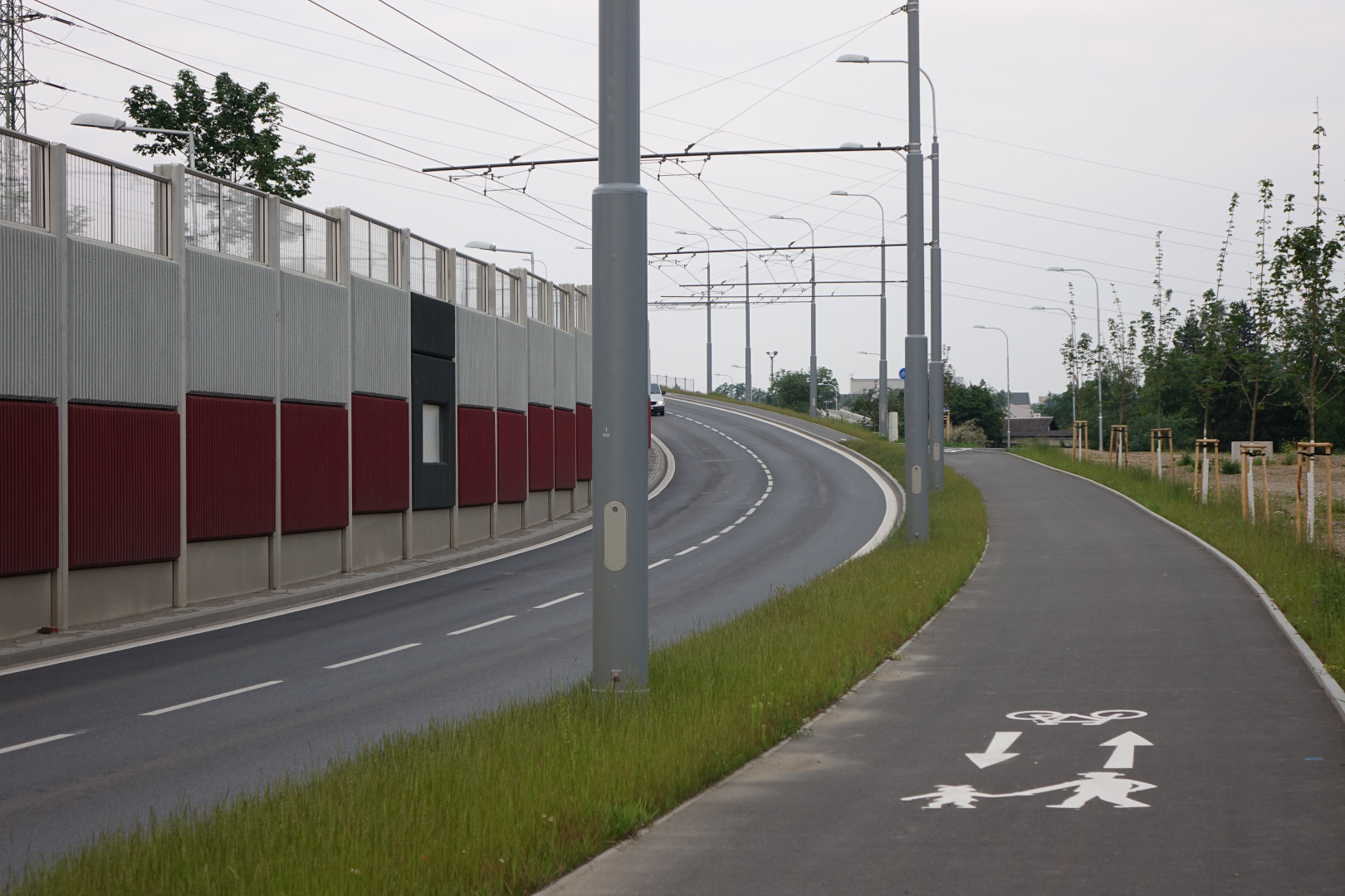 Uzel Plzeň, 3. stavba - přesmyk domažlické trati - Construcția de drumuri & poduri