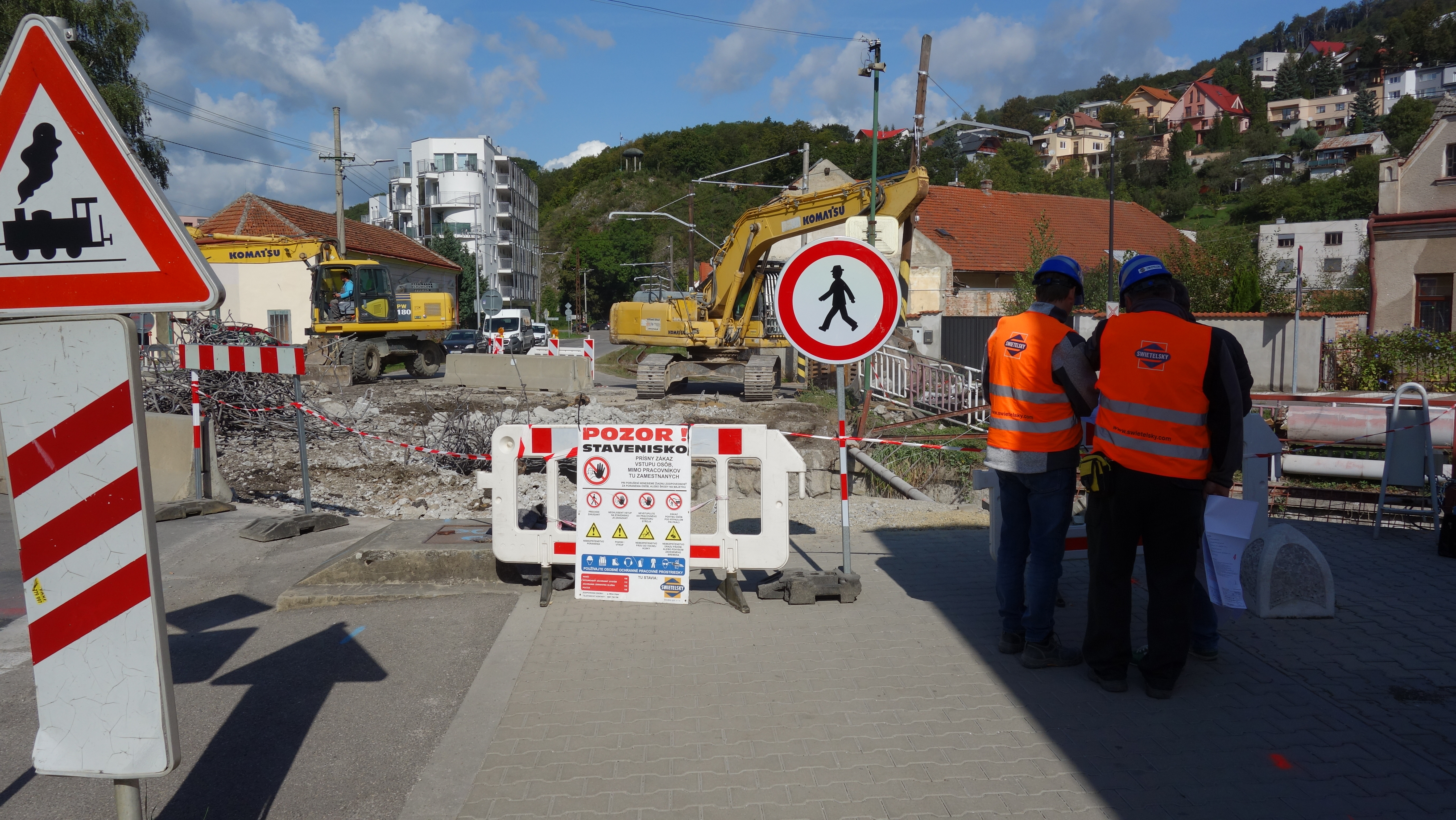 SO-01 Prestavba mostného objektu 516-004 križovanie vodného toku, Trenčianske Teplice - Construcția de drumuri & poduri