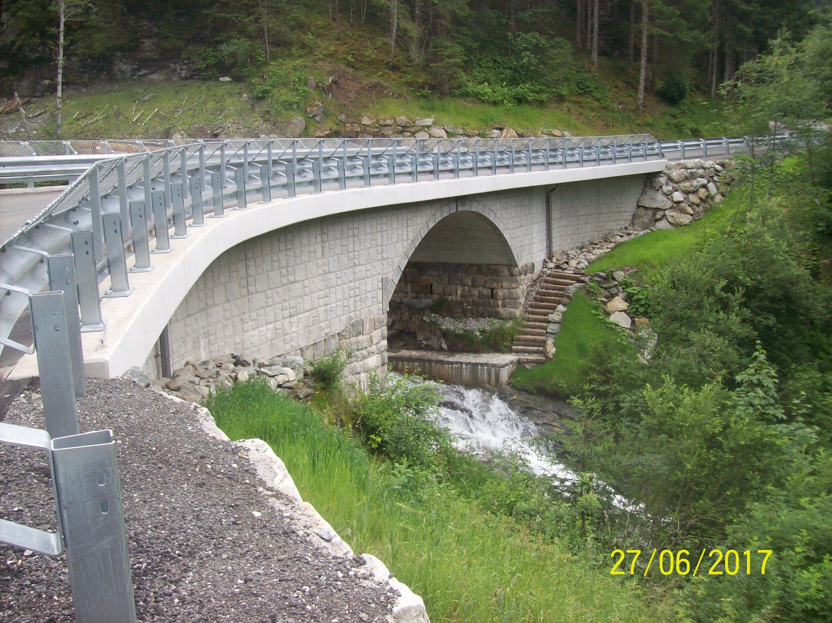 Schrabachbrücke auf der L264 Stubachtalstraße in Uttendorf - Construcția de drumuri & poduri