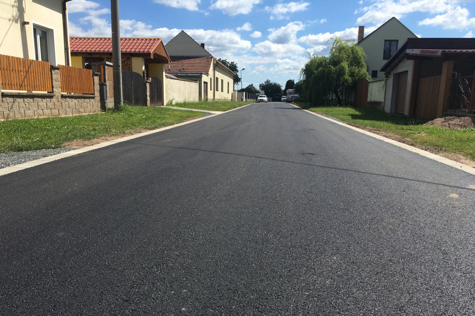 Tři Dvory – rekonstrukce ul. Spojovací          - Construcția de drumuri & poduri