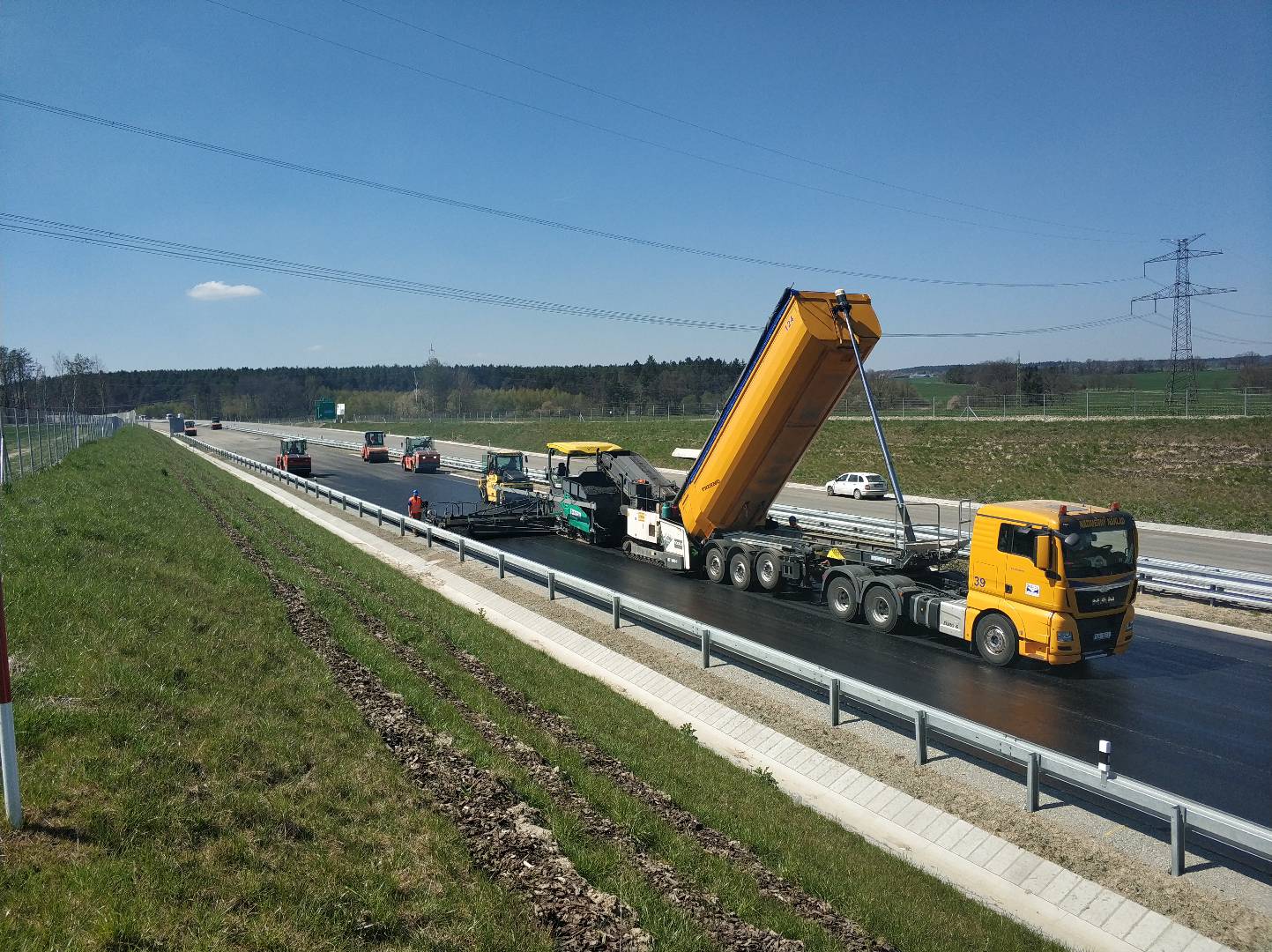 Dálnice D3 – výstavba úseku Bošilec–Ševětín - Construcția de drumuri & poduri