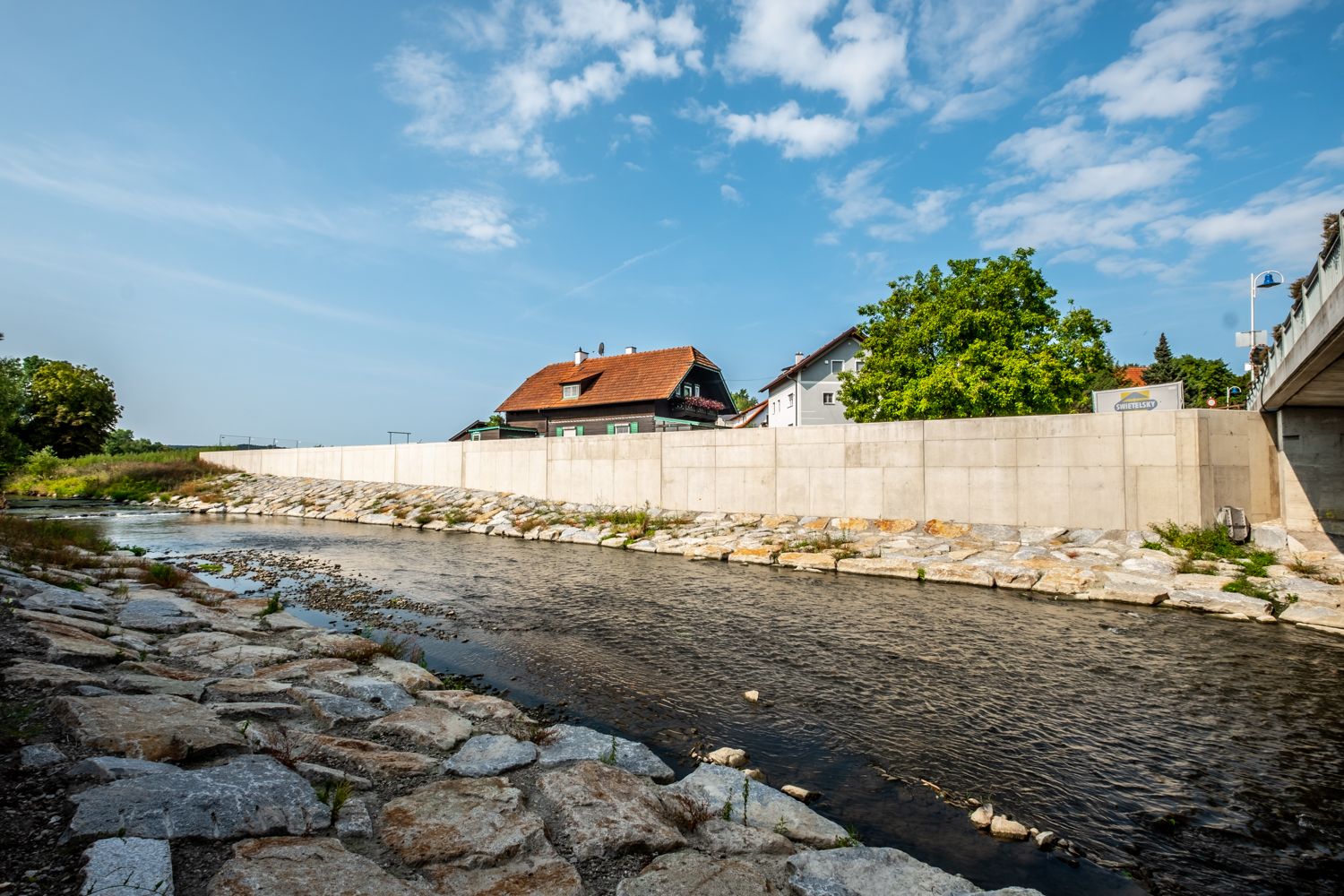 Hochwasserschutz Antiesen - Construcții industriale