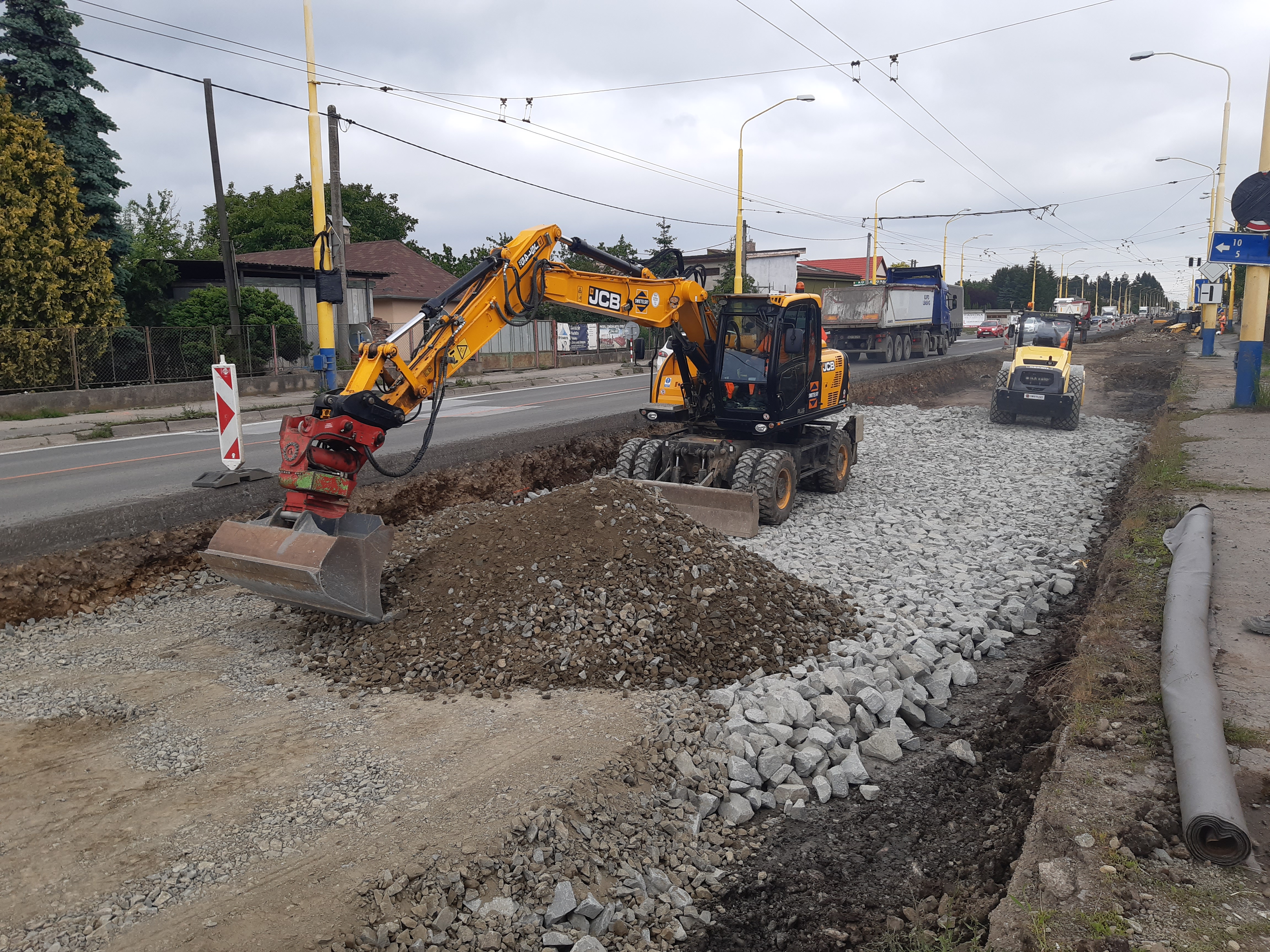 Rekonštrukcia cesty v Prešove - Construcția de drumuri & poduri