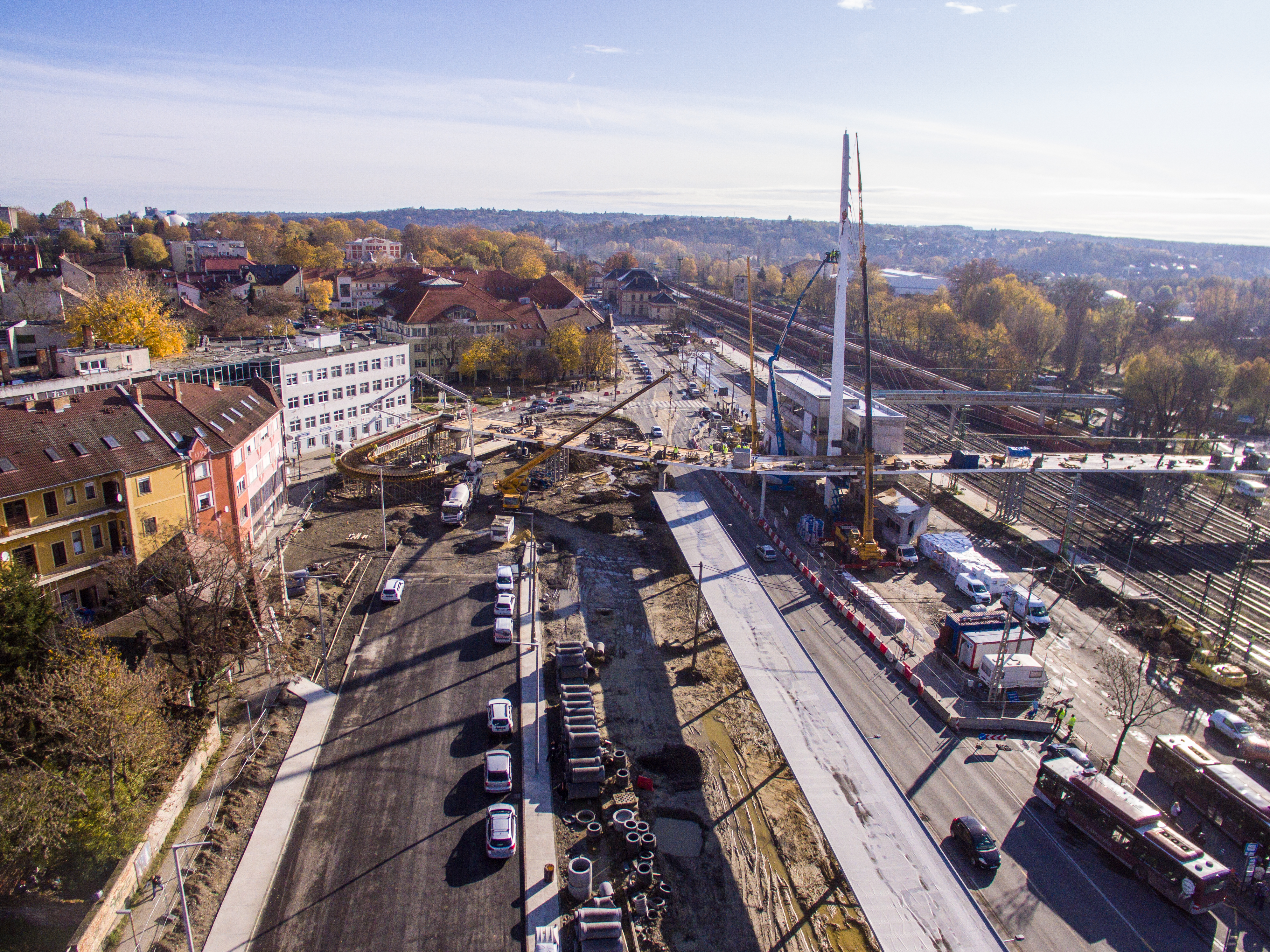 Utas Központ, Kaposvar - Construcția de drumuri & poduri