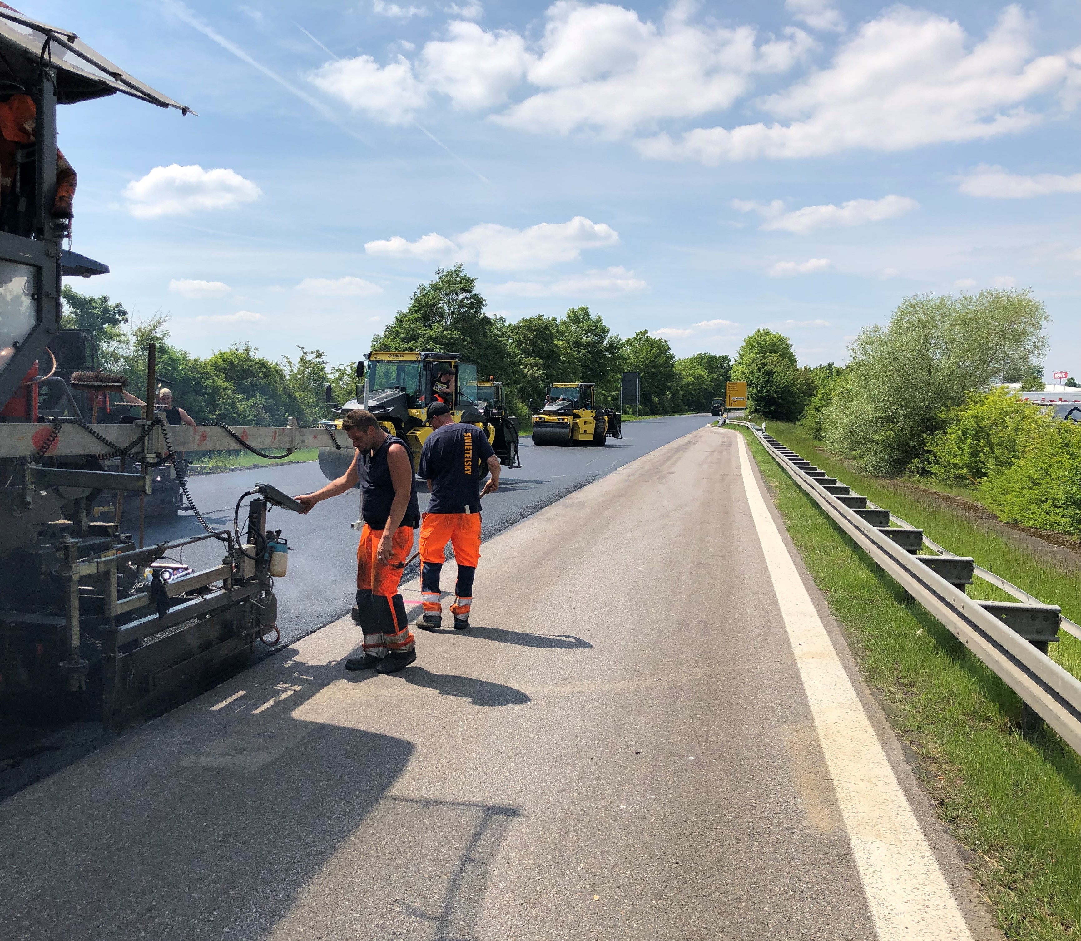 B16, Erneuerung der Fahrbahn - St. Bauamt Ingolstadt - Construcția de drumuri & poduri