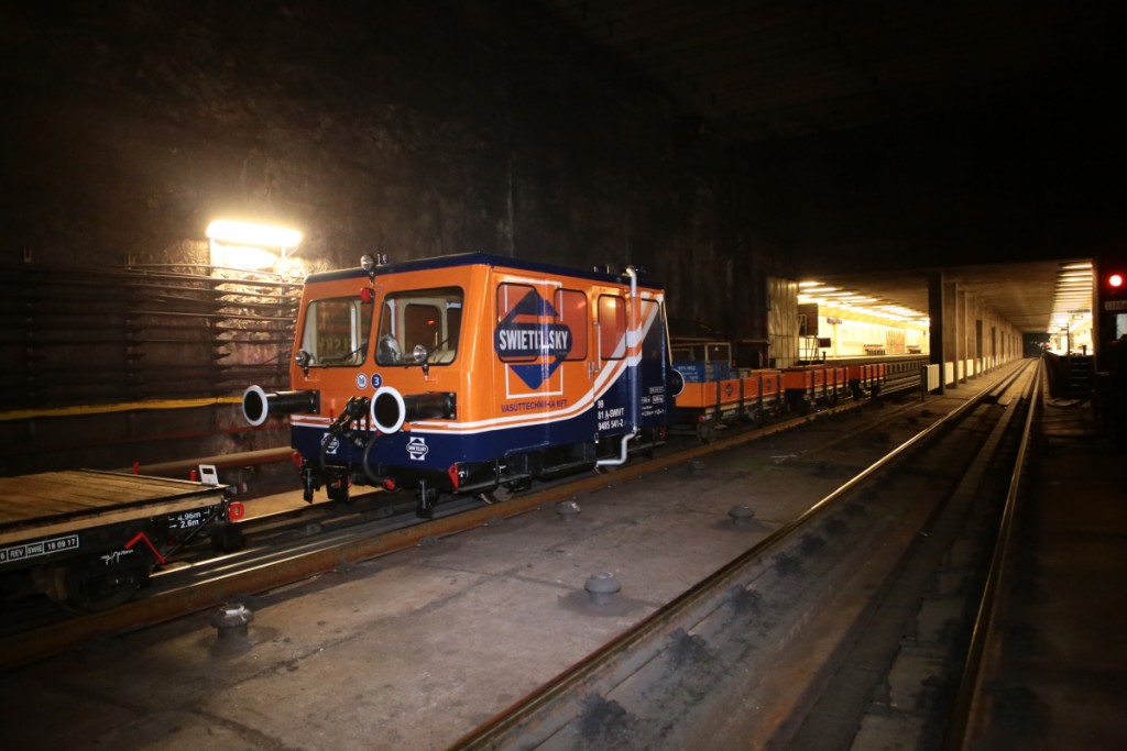 Budapesti M3 metróvonal rekonstrukciója - Construcții feroviare