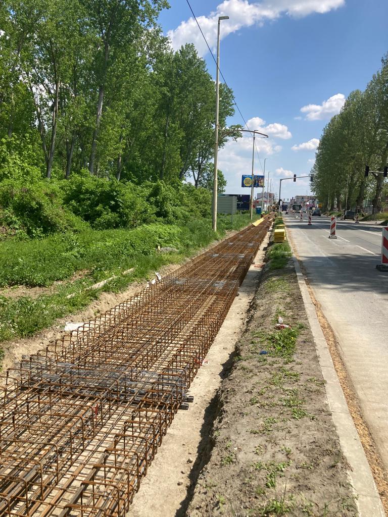 Građevinski radovi na modernizaciji tramvajske pruge i tramvajskih stajališta - Construcții civile