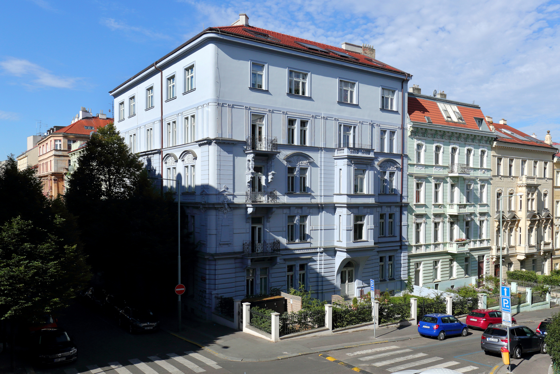 Praha 2 – rekonstrukce bytového domu Balbínova - Construcții industriale