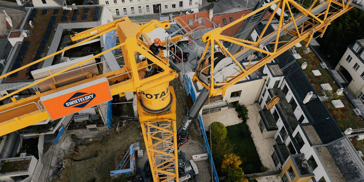 20251009 Armbrustergasse Kranaufbau ©Swietelsky AG 225