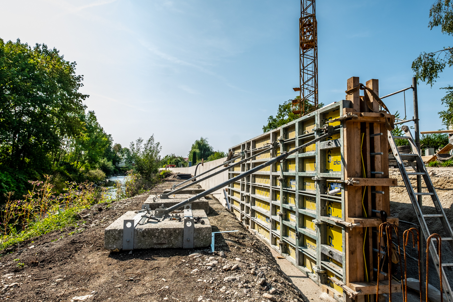 Hochwasserschutzanlage, Antiesen - Construcții civile