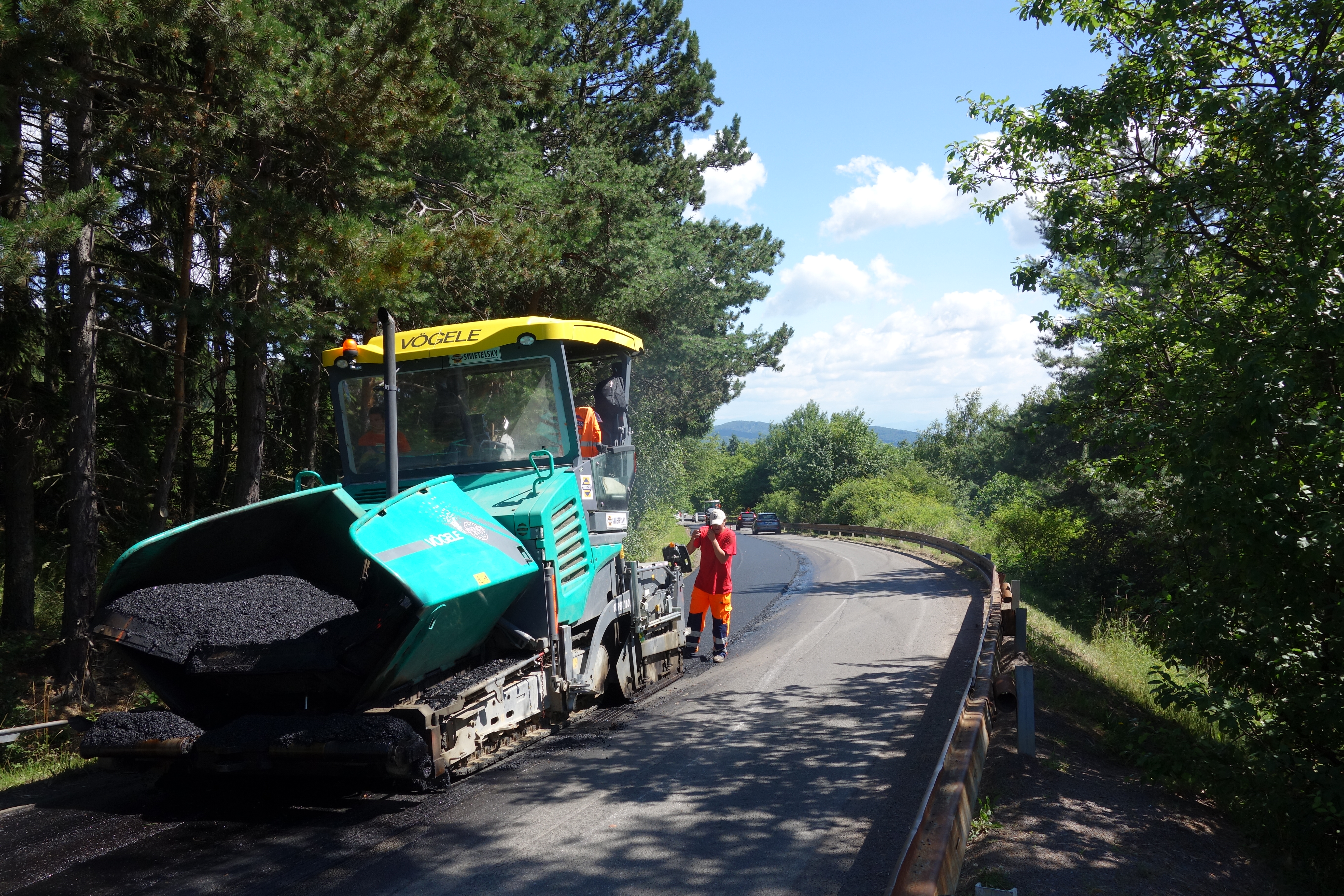 Rekonštrukcia cesty Banská Štiavnica - križovatka - Construcția de drumuri & poduri