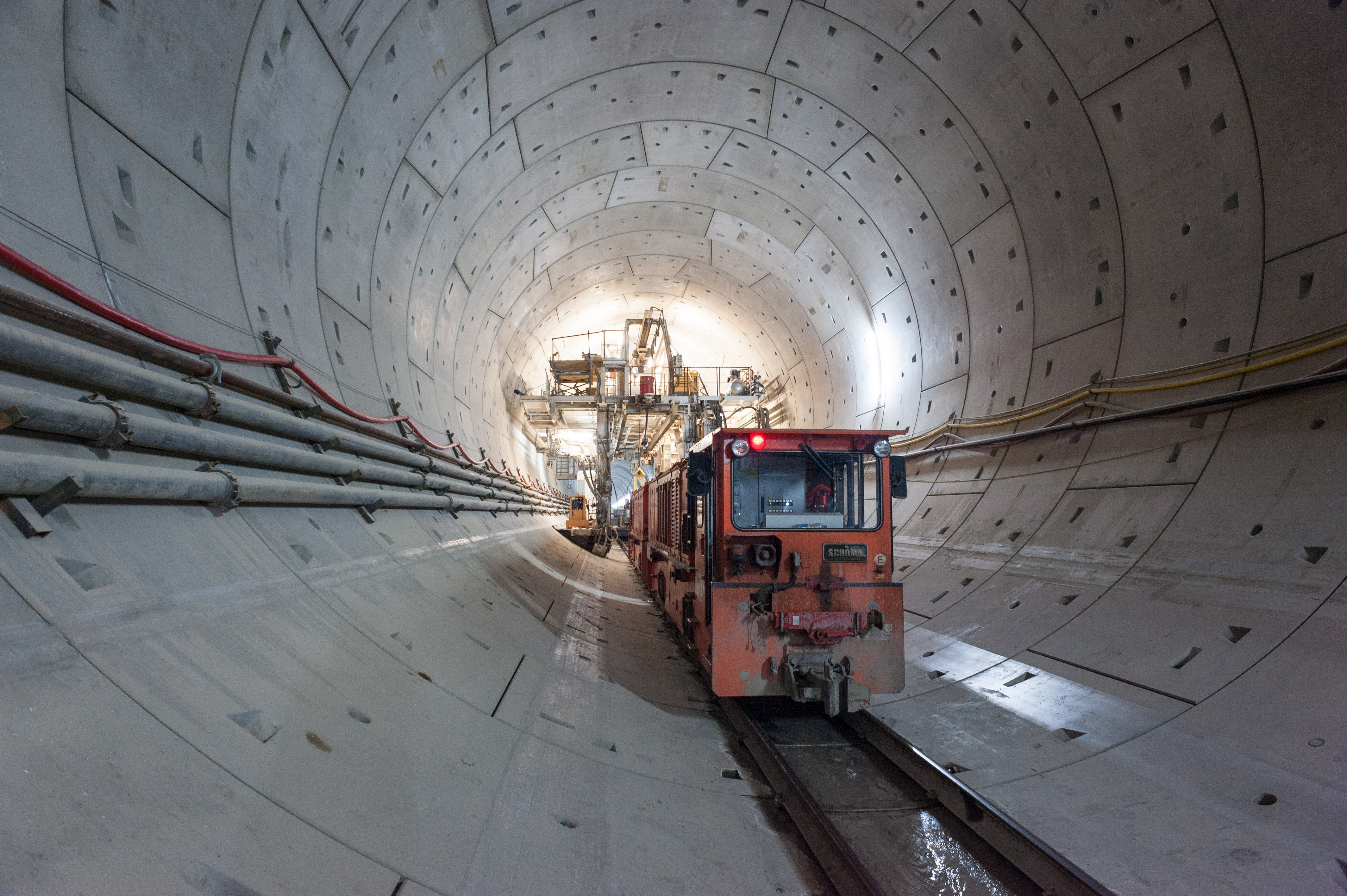 Tunnel Albaufstieg - Construcția de tunele