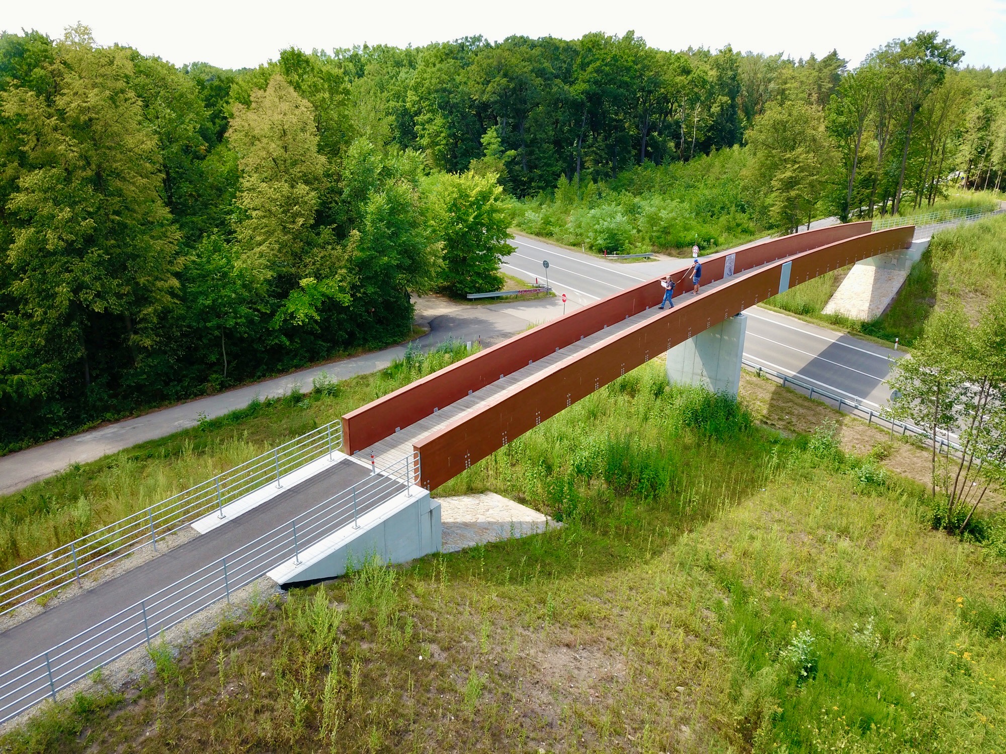 Hodonín – přemostění silnice I/55 – stavba lávky pro cyklisty a chodce - Construcția de drumuri & poduri