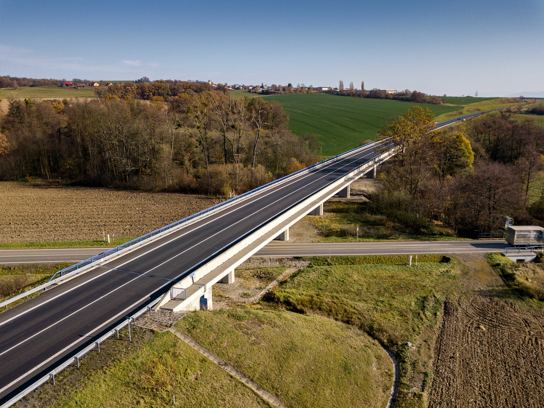 Silnice I/57 – rekonstrukce úseku Lukavec–Fulnek - Construcția de drumuri & poduri