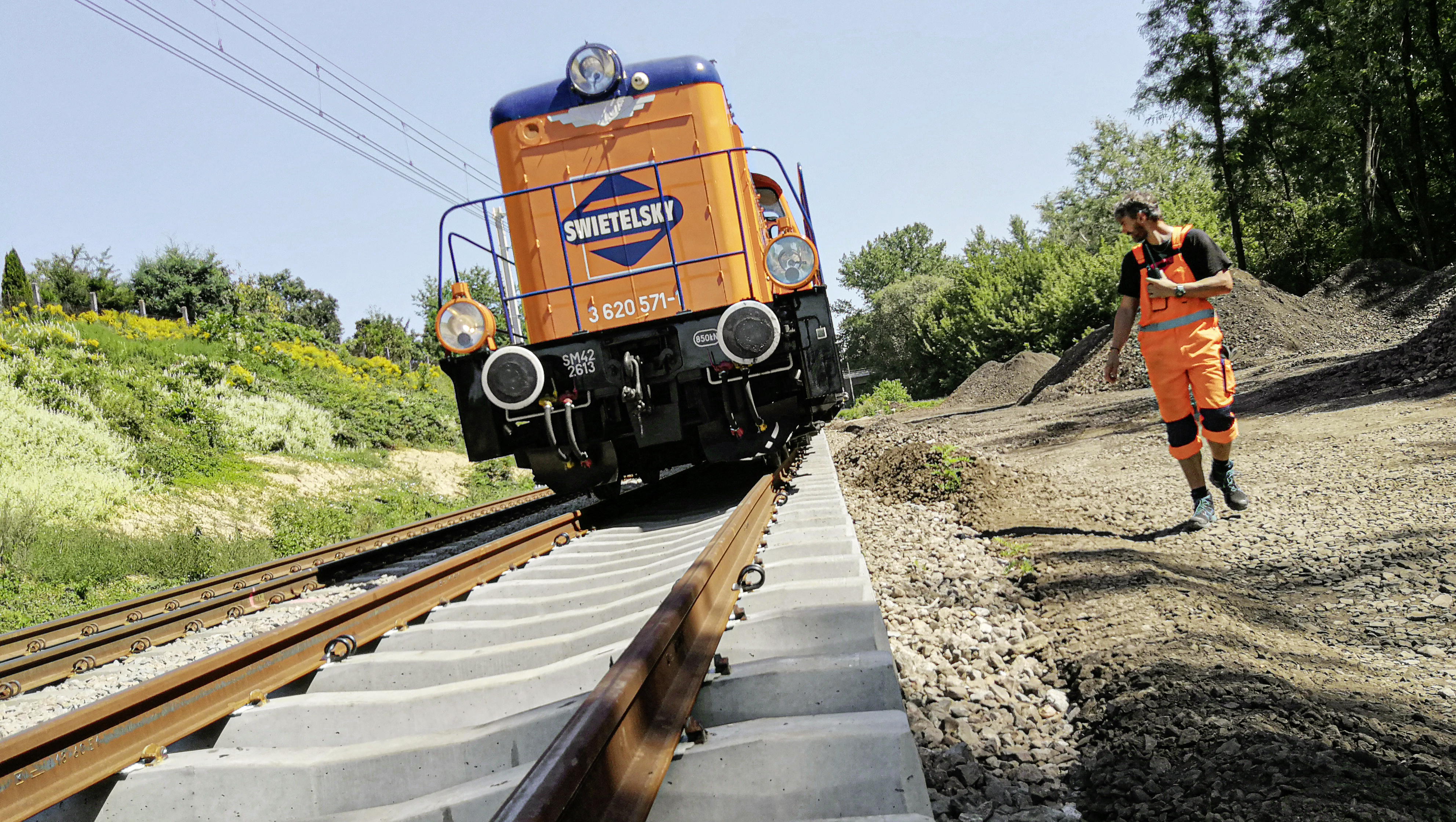 Prace budowlane na torze kolejowym, Railway 95 - Construcții feroviare