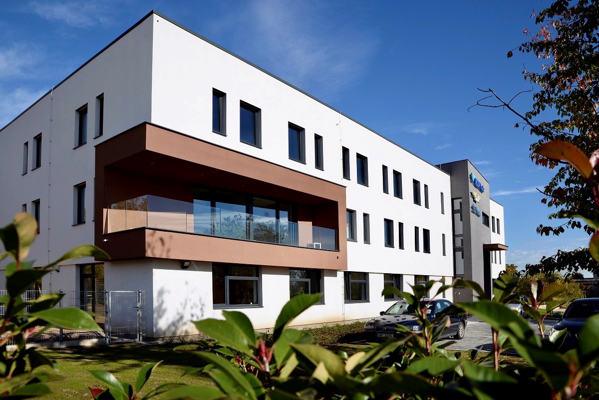 Dolní Měcholupy – novostavba administrativní budovy HEIM Trade - Construcții industriale