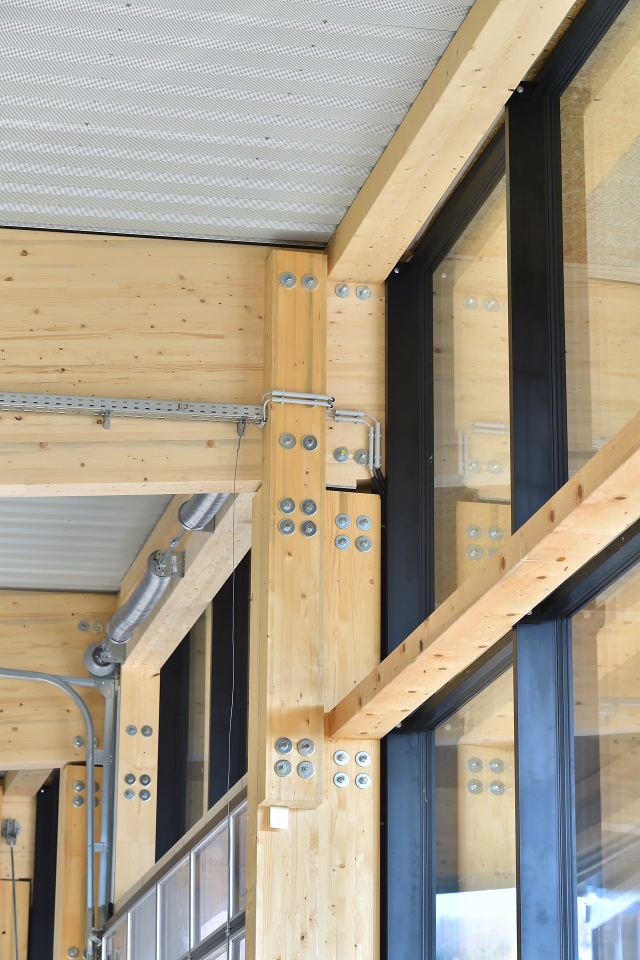 M Glass GmbH - Construcții industriale M Glass GmbH - Construcții industriale