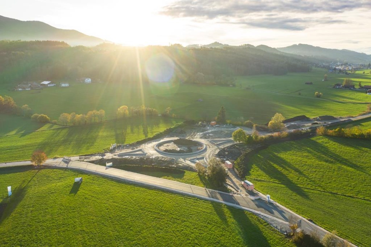 Neubau Kreisverkehr B304/BGL12 - Teisendorf - Construcția de drumuri & poduri Neubau Kreisverkehr B304/BGL12 - Teisendorf - Construcția de drumuri & poduri